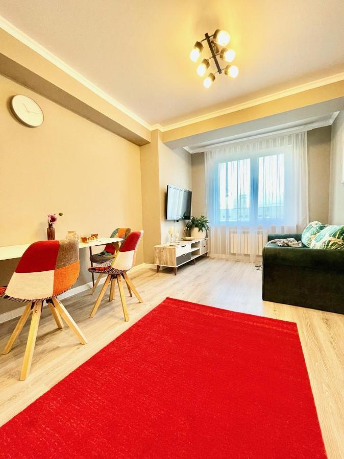Прекрасная Квартира В Г. Алматы Almaty Luaran gambar